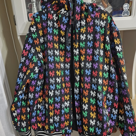 Genuine Merchandise Yankees jacket - Picture 4 of 4